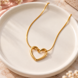 nterlocking Heart Knot Snake Chain Pendant